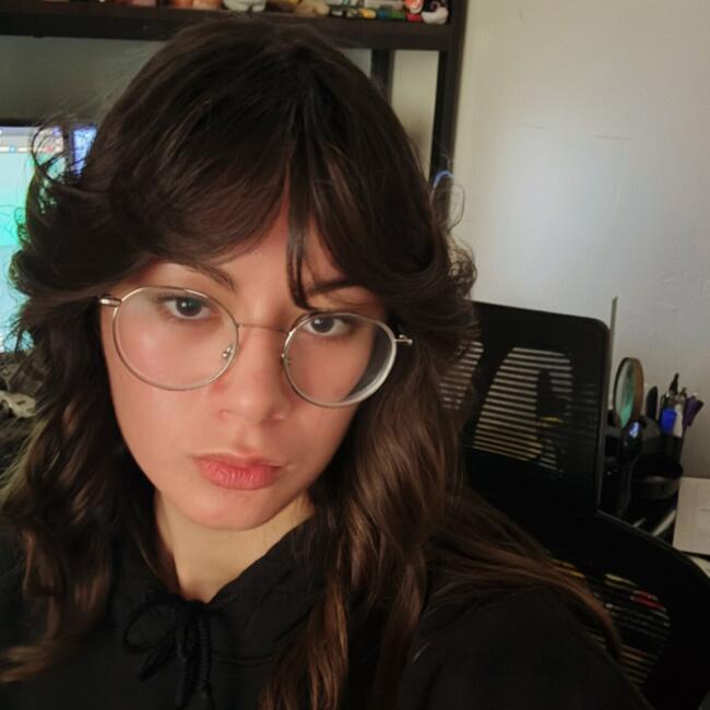 Babysitter in Ventura: Shae