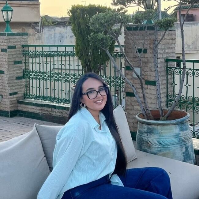 Baby-sitter à Marseille: Malak