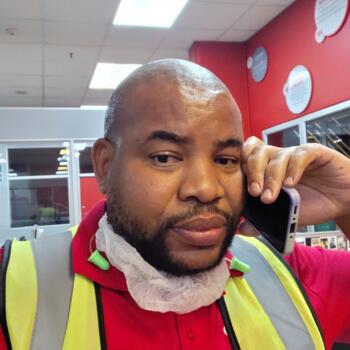 Nanny job in Durban: babysitting job PHUTI MICA FLOYD