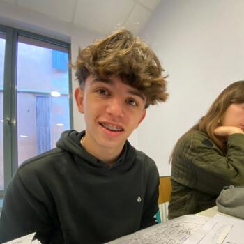 Babysitter in Villefranche-de-Lonchat: Leandre