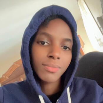 Babysitter Laval: Adja Sokhna