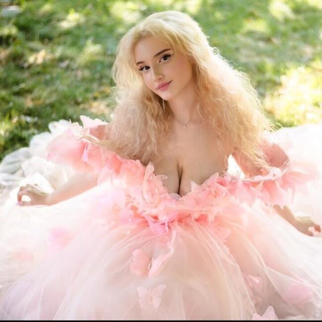 Babysitter in Kofu: Konstantina