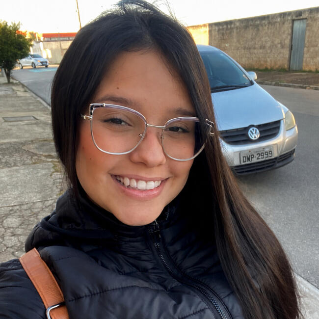 Babysitter in Itapetininga: Isabelly