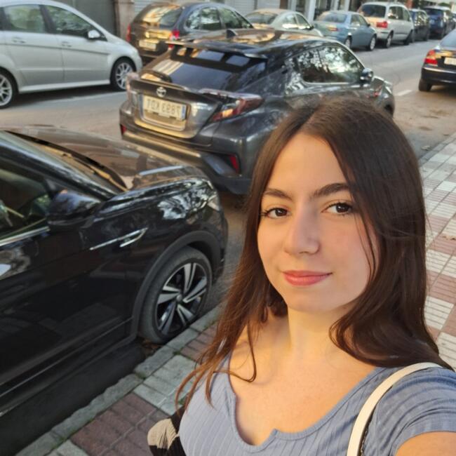 Niñera en Marbella: Débora