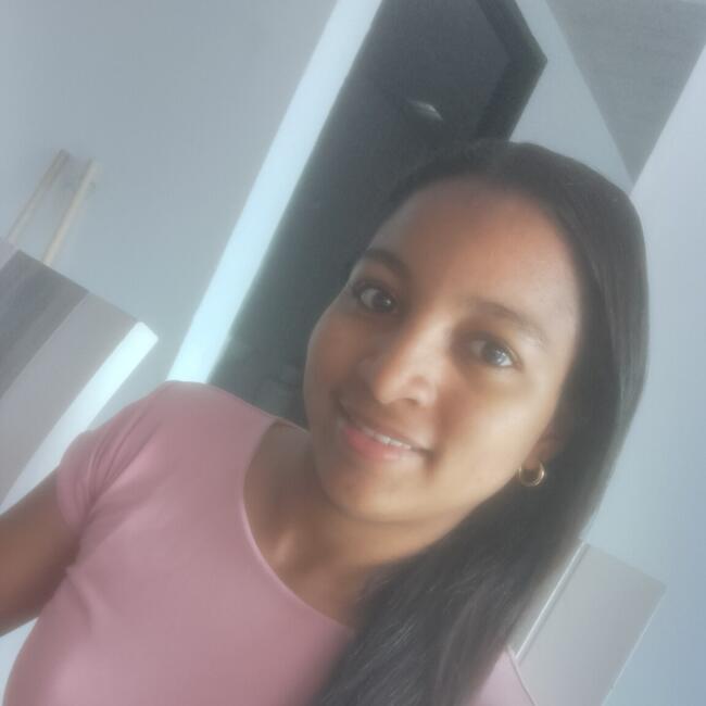 Babysitter in Santiago de Cali: Adriana