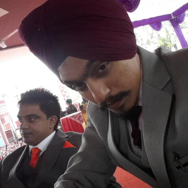 Babysitting job in New Delhi: Simardeep singh
