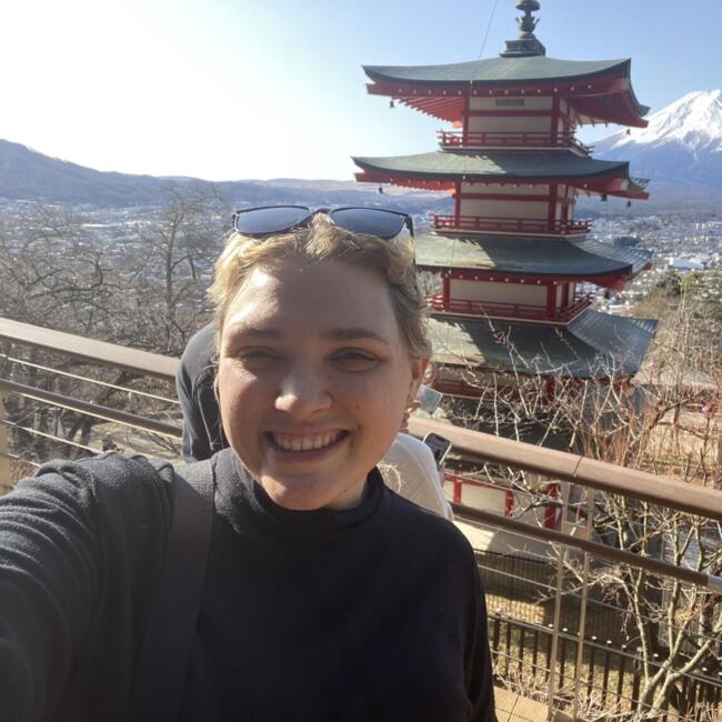 位於布里斯班的臨時保母: Summer