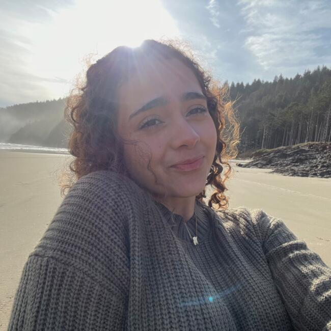 Babysitter in St. George: Mercedes