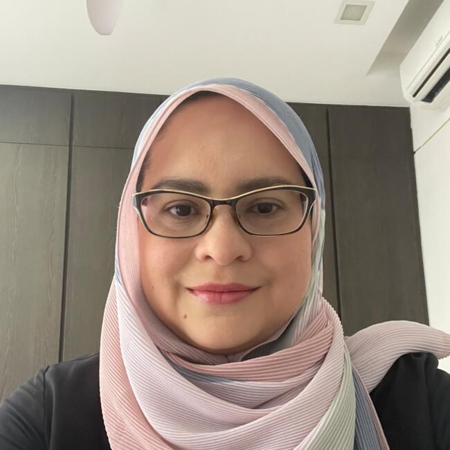 Babysitter in Singapore: Shoh