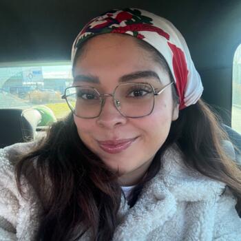 בייביסיטר ב- שטרסבורג: Ximena