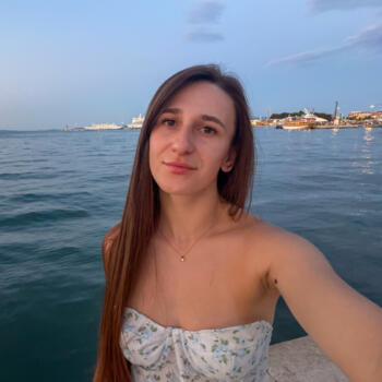 Babysitter in Prague: Alina