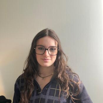 Babysitter in Saint-Benoît: Oriane