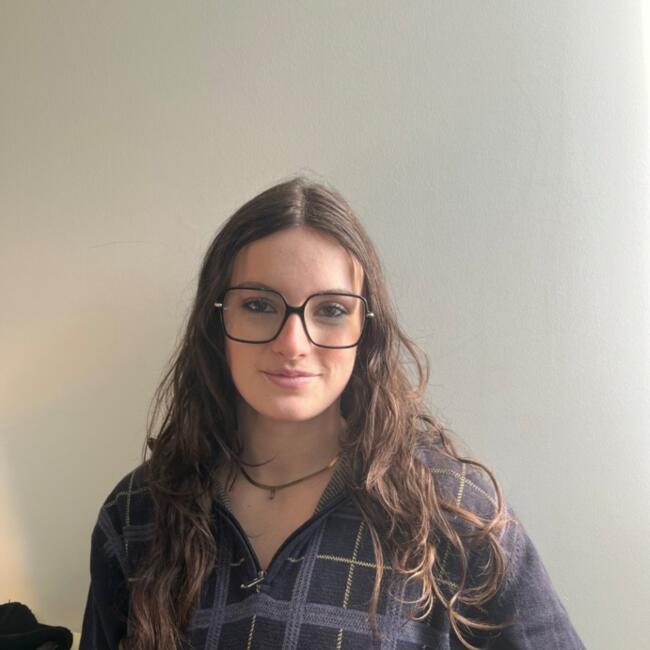 Babysitter in Saint-Benoît: Oriane