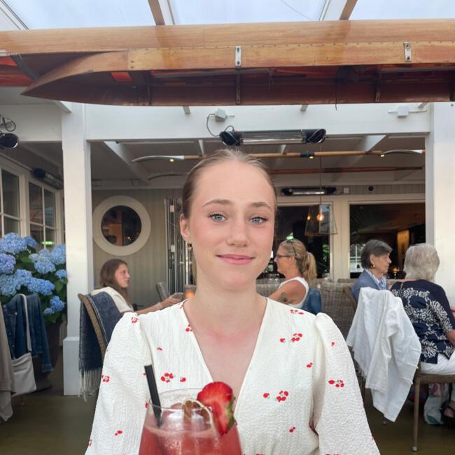 Barnvakt i Halmstad: Enja