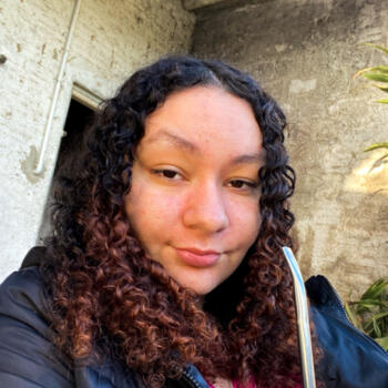 Babysitter in Pelotas: Eduarda