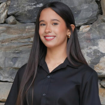 Babysitter in Valencia: Rebecca Michelle