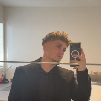 Babysitter Savigny: Hugo