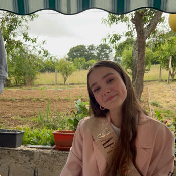 Babysitter in Loué: Assia