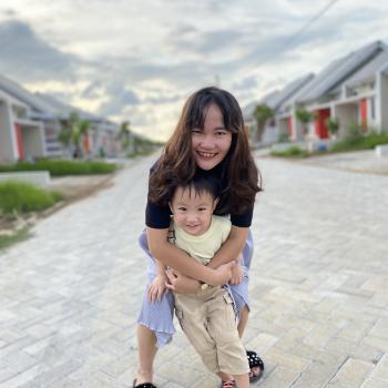 Babysitter Armidale: Monica