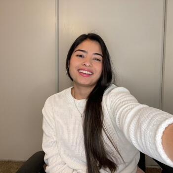 Baby-sitter in Burnaby: Michele