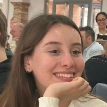 Babysitter in Burjassot: Irene