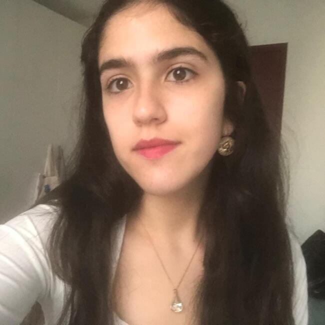 Babysitter in Saint-Ouen: Enara