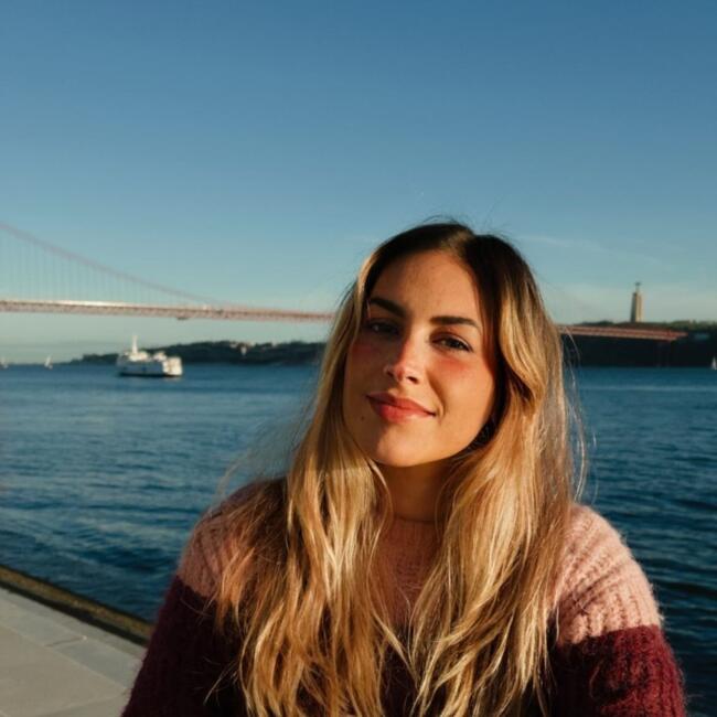 Babysitter in Lisbon: Isabella