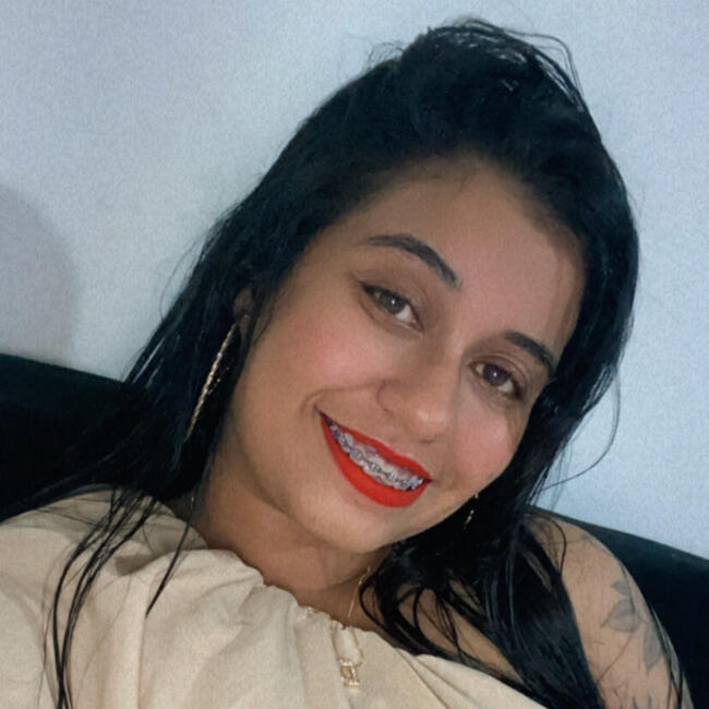 Babá em Guarulhos: Dhébora