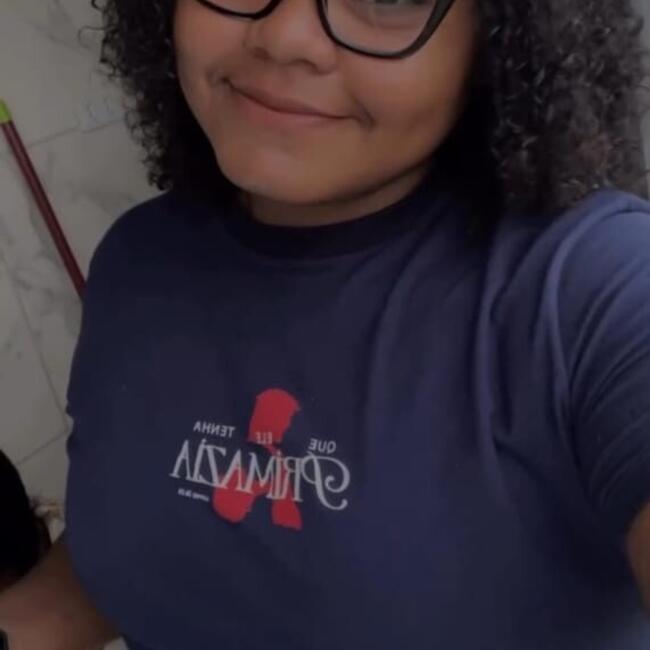 Babá em Recife: Kaylane