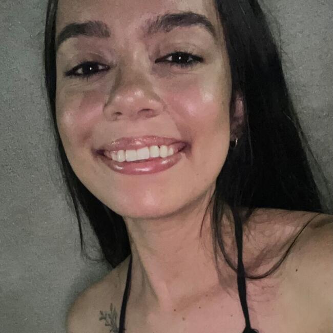 Babysitter in Bragança Paulista: Bruna