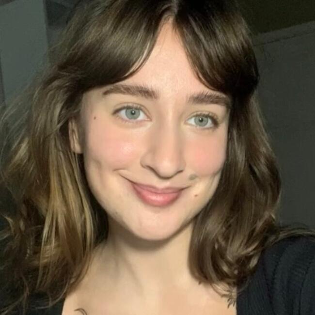 Babysitter in Woluwe-Saint-Lambert: Camilla