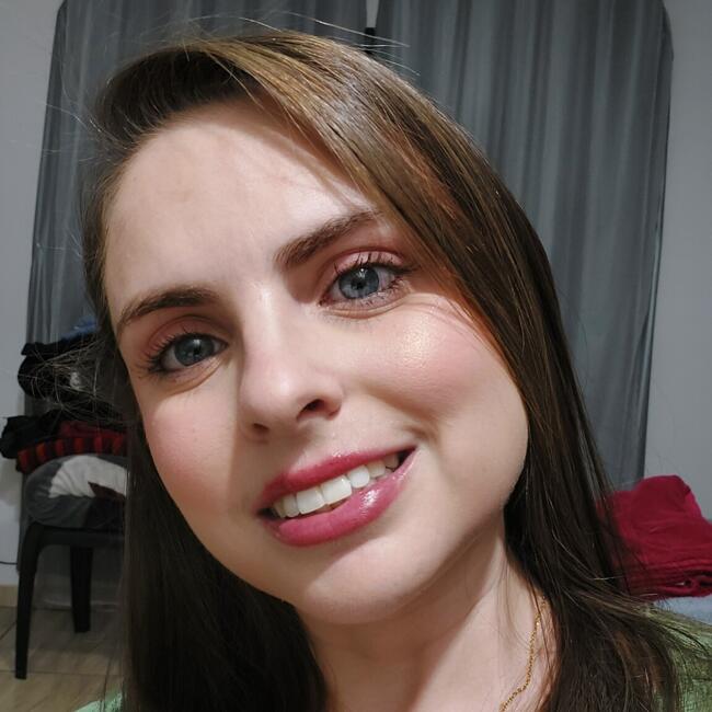 Babysitter in Itapetininga: Jessica