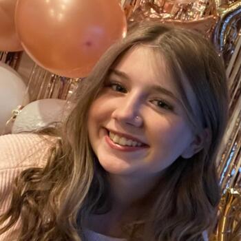 Baby-sitter in Severn Bridge: Marnie