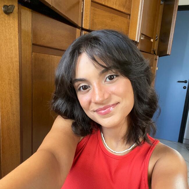 Babysitter a Bologna: Yousra