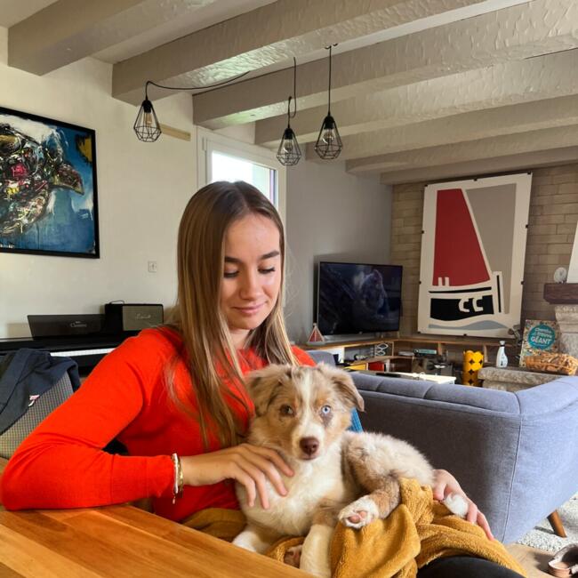 位于默伦的临时保姆: Cassandre