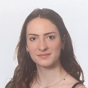 Babysitter Egham: Alexa