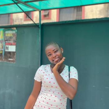 Babysitter Calabar: Charles