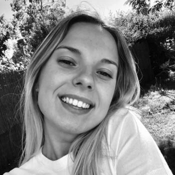 Babysitter Gold Coast: Noemie