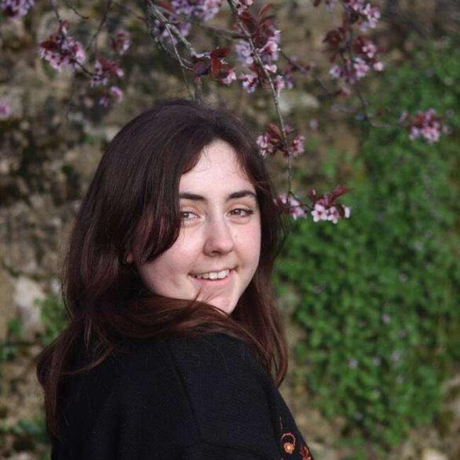 Babysitter in Éragny: Anaïs