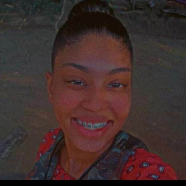 Babysitter in Juiz de Fora: Allice