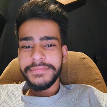 Babysitter in Delhi: Manush