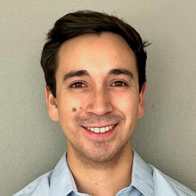 Babysitting job in Los Andes: Alexander