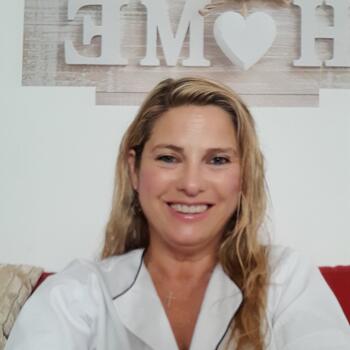 Babysitter em Almada: Sofia