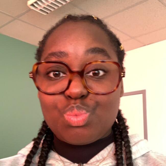 Babysitter in Trémentines: Salomé