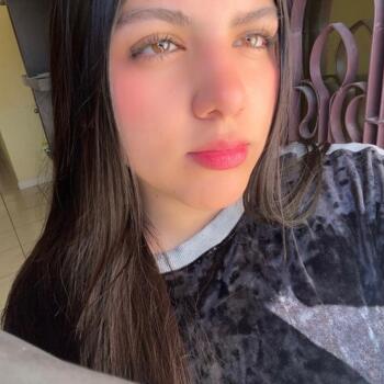 Niñera Chihuahua: Ariana Yaslin Quiroz Mexia