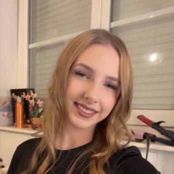 Babysitter in Oignies: Amelie