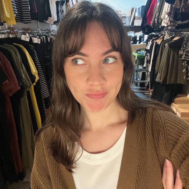 Babysitter in Auckland: Mia