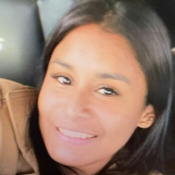 Nanny in Lully: Karen