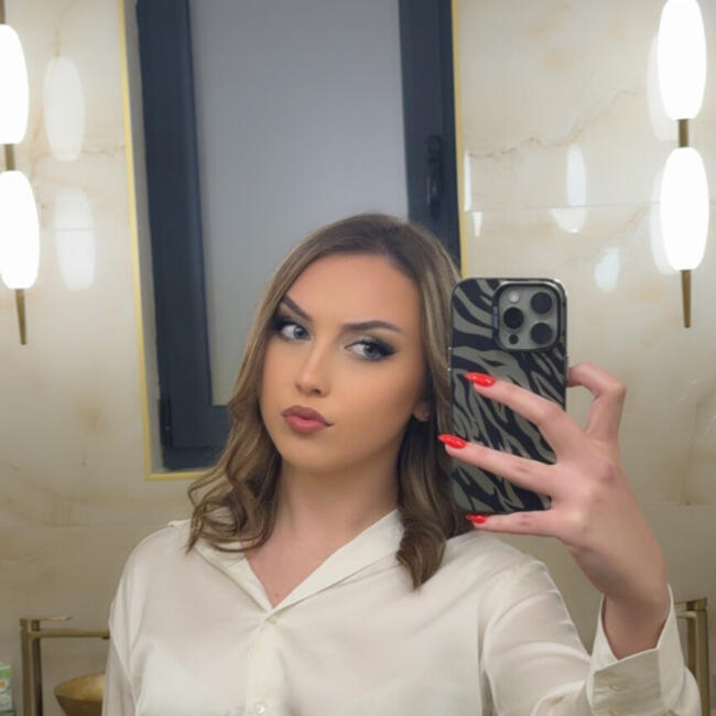 Babysitter in Štitar: Jana