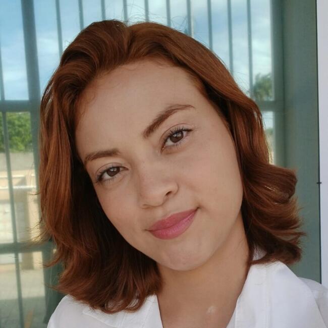 Babysitter in Caucaia: Lais
